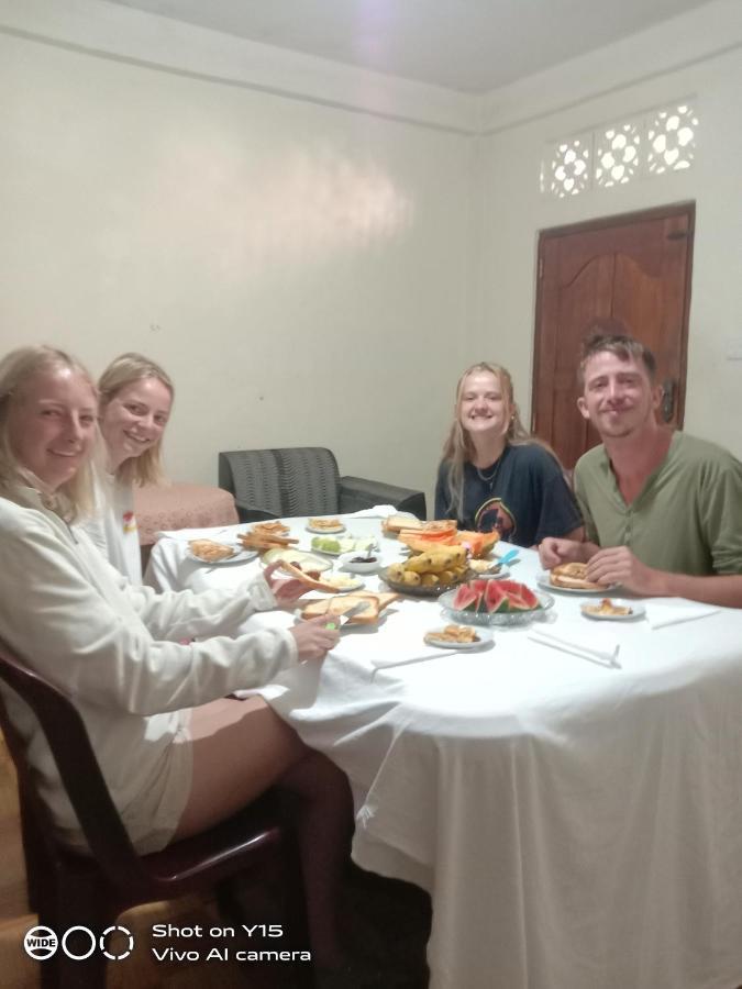Trinish Homestay 하톤 외부 사진