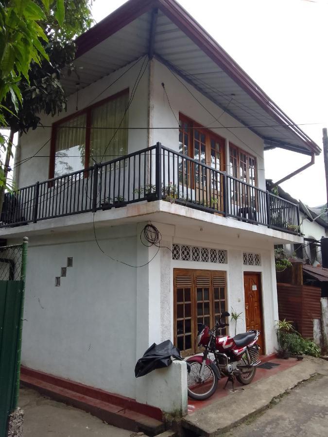 Trinish Homestay 하톤 외부 사진